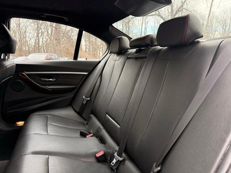 BMW 3 Series 4dr Sdn 328i xDrive AWD SULEV South Africa 2016