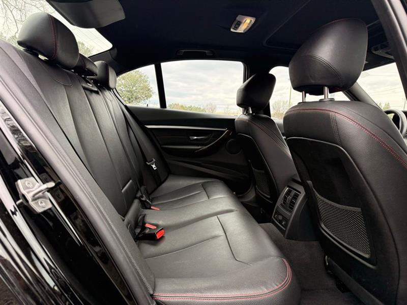 BMW 3 Series 4dr Sdn 328i xDrive AWD SULEV South Africa 2016