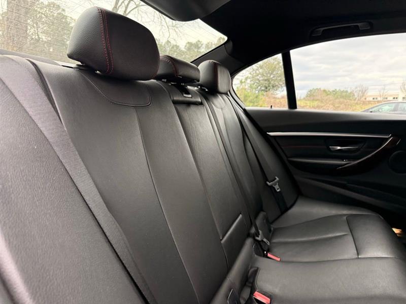 BMW 3 Series 4dr Sdn 328i xDrive AWD SULEV South Africa 2016