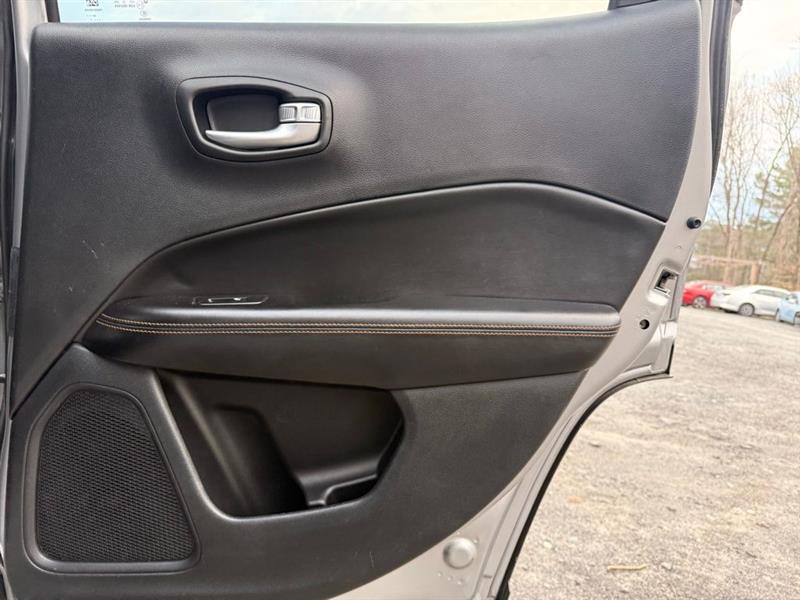 Jeep Compass Limited FWD 2021