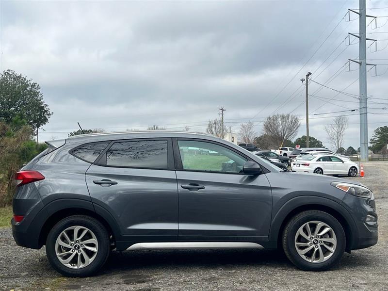 Hyundai Tucson SE FWD 2017