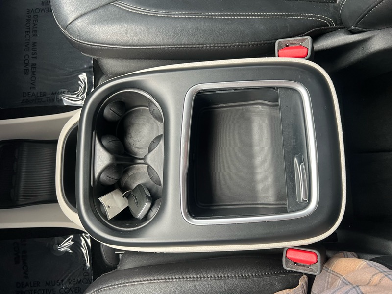 Chrysler Pacifica Touring L FWD 2022