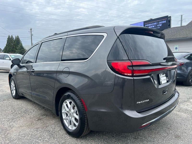 Chrysler Pacifica Touring L FWD 2022