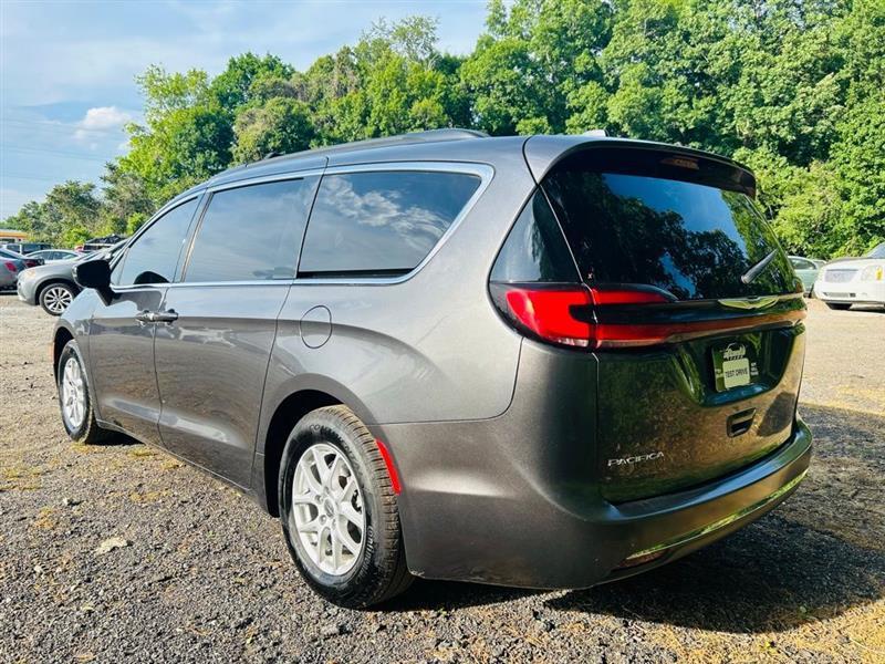 Chrysler Pacifica Touring L FWD 2022