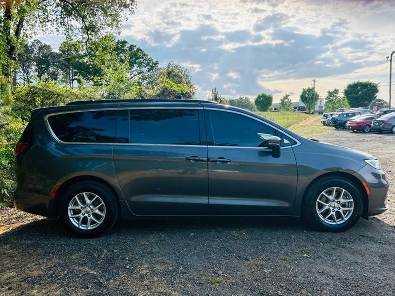 Chrysler Pacifica Touring L FWD 2022