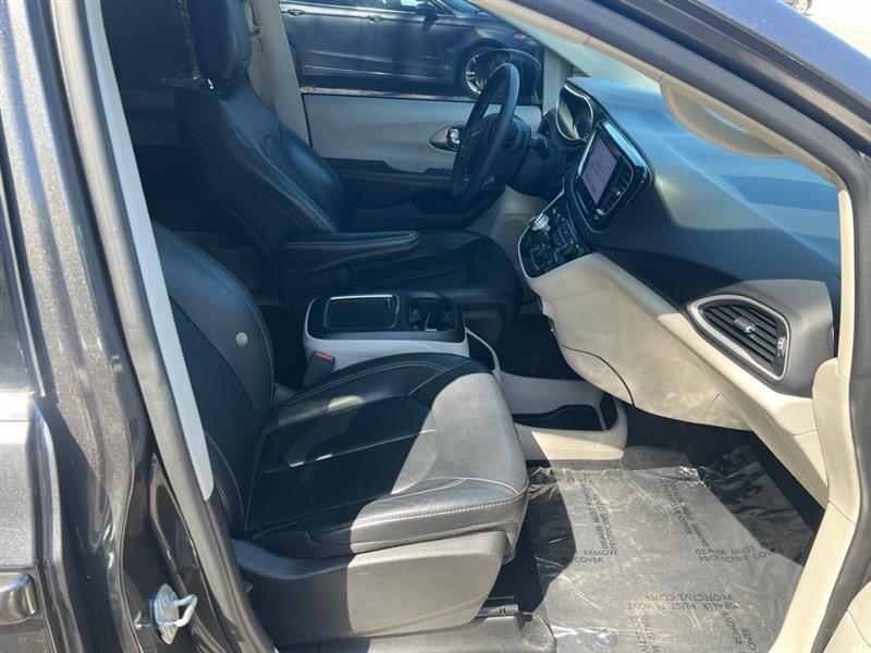 Chrysler Pacifica Touring L FWD 2022