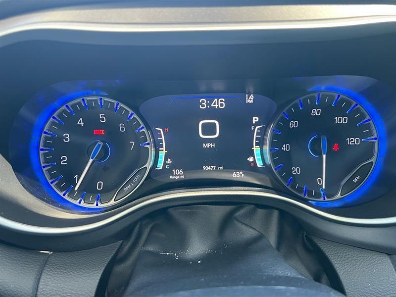 Chrysler Pacifica Touring L FWD 2022