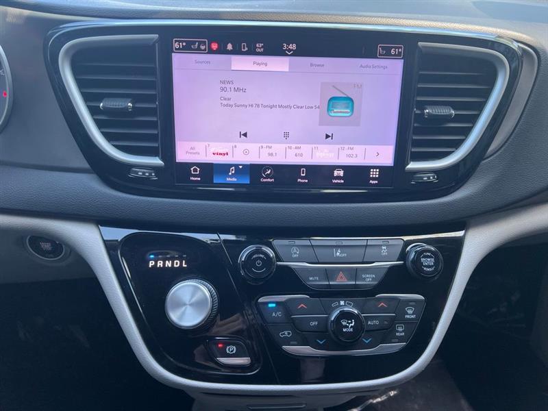 Chrysler Pacifica Touring L FWD 2022