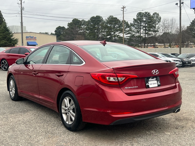 Hyundai Sonata 4dr Sdn 2.4L SE 2016