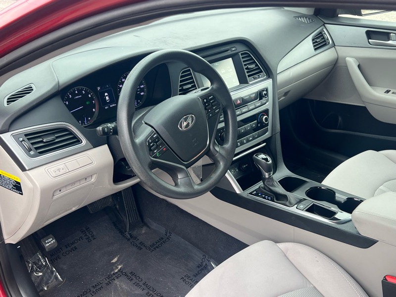 Hyundai Sonata 4dr Sdn 2.4L SE 2016