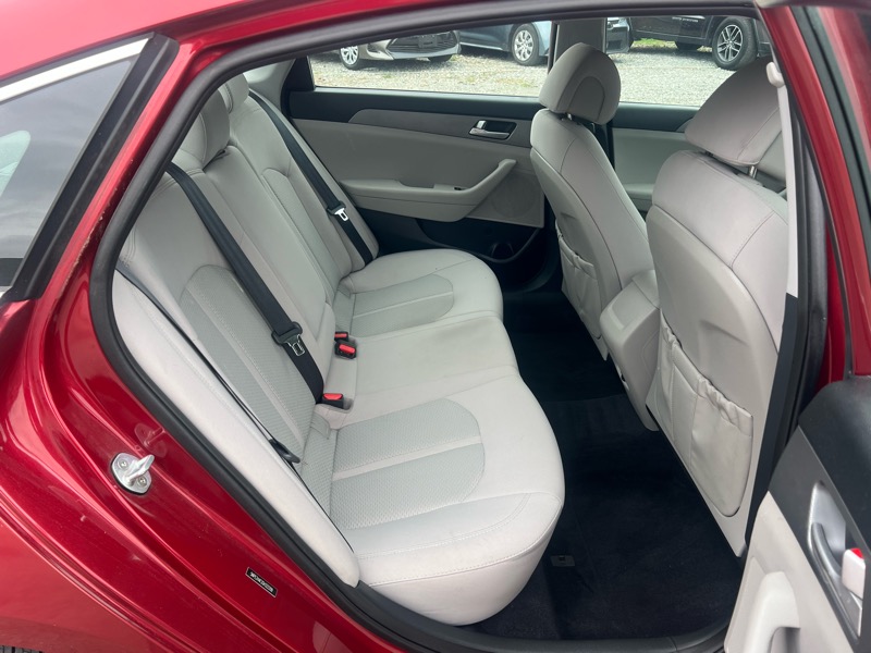 Hyundai Sonata 4dr Sdn 2.4L SE 2016