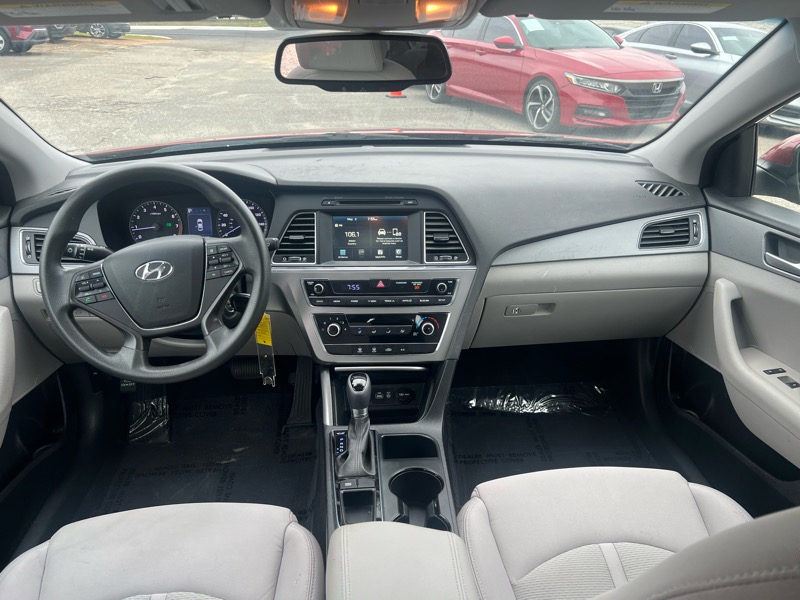 Hyundai Sonata 4dr Sdn 2.4L SE 2016