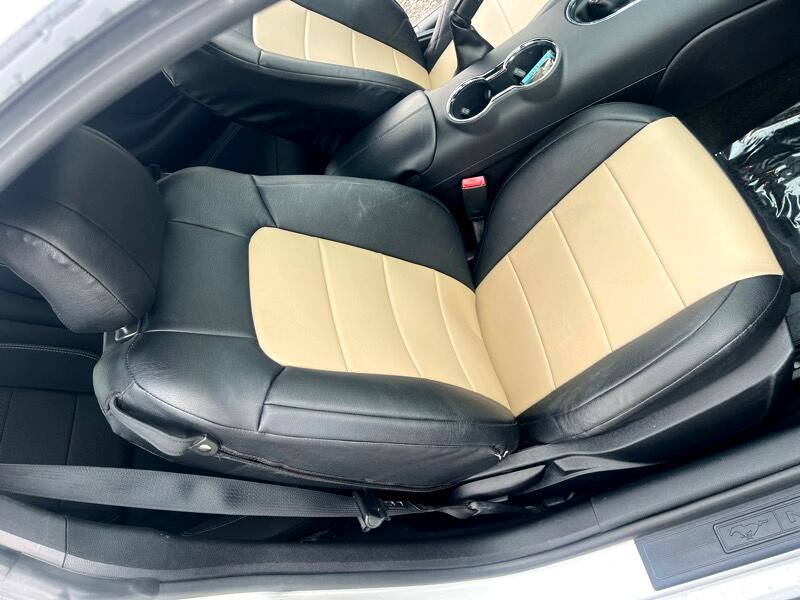 Ford Mustang 2dr Fastback V6 2016