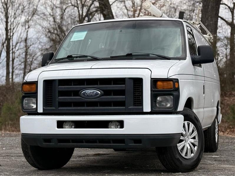2008 Ford E-Series Econoline Van Commercial