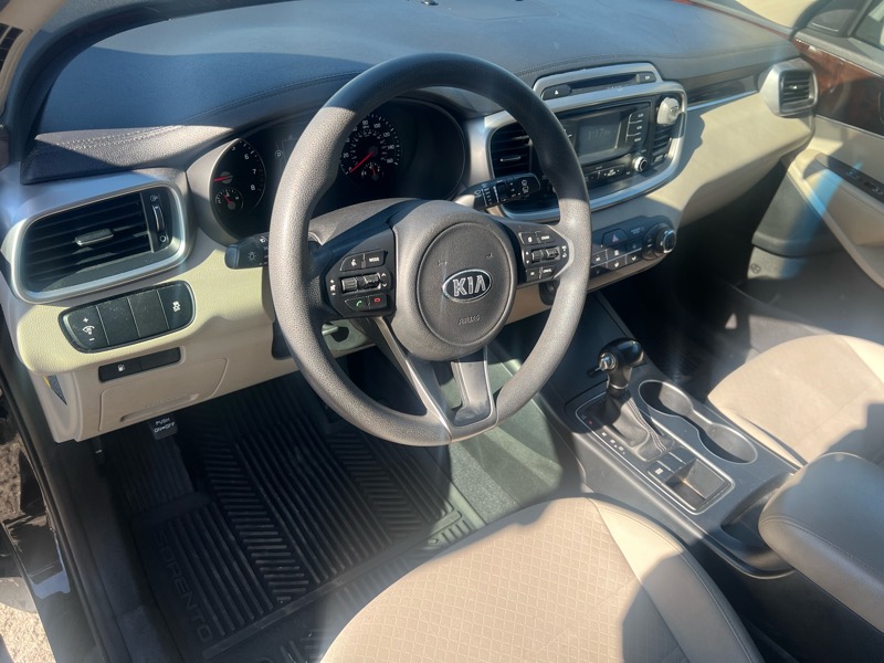 Kia Sorento FWD 4dr 3.3L LX 2016