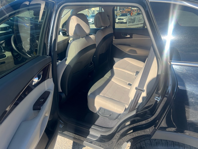 Kia Sorento FWD 4dr 3.3L LX 2016