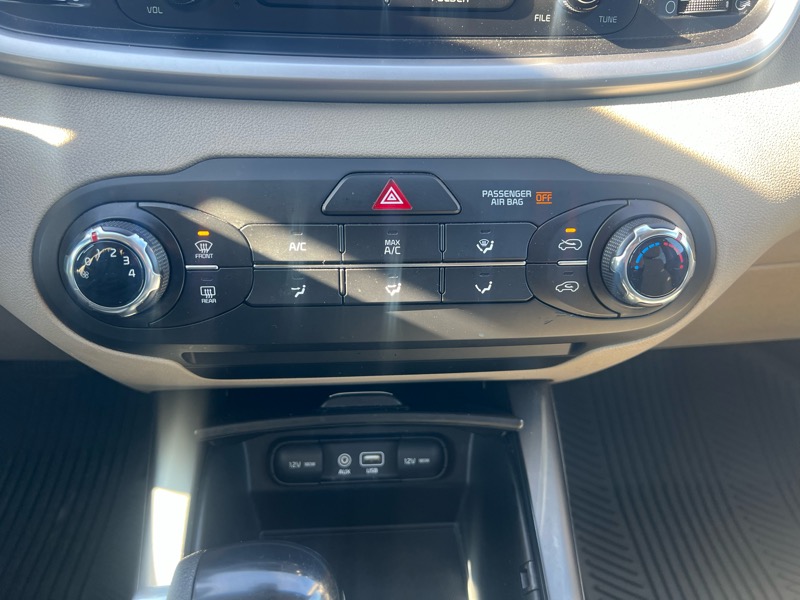 Kia Sorento FWD 4dr 3.3L LX 2016