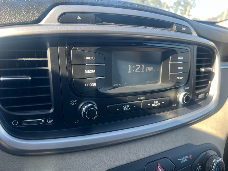 Kia Sorento FWD 4dr 3.3L LX 2016