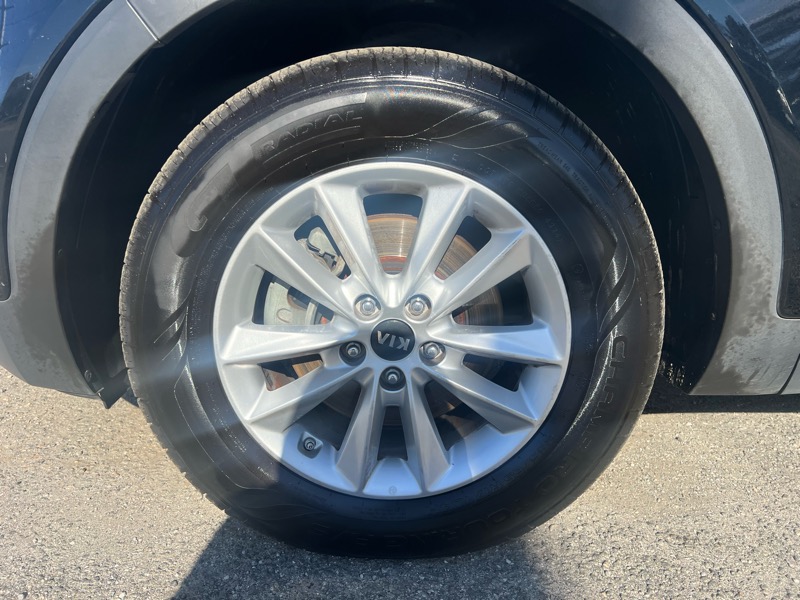 Kia Sorento FWD 4dr 3.3L LX 2016