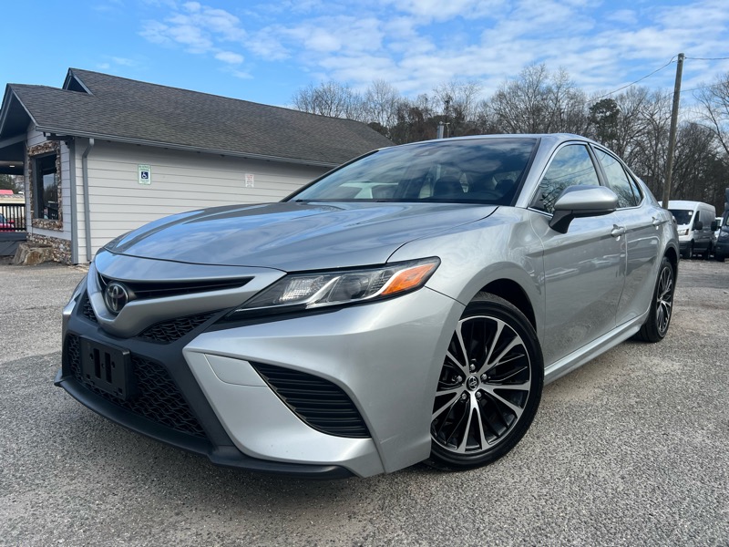 2018 Toyota Camry SE Auto (Natl)
