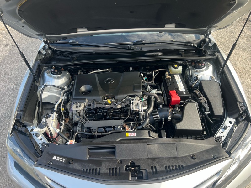 Toyota Camry SE Auto (Natl) 2018