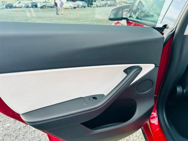 Tesla Model Y Performance AWD 2021