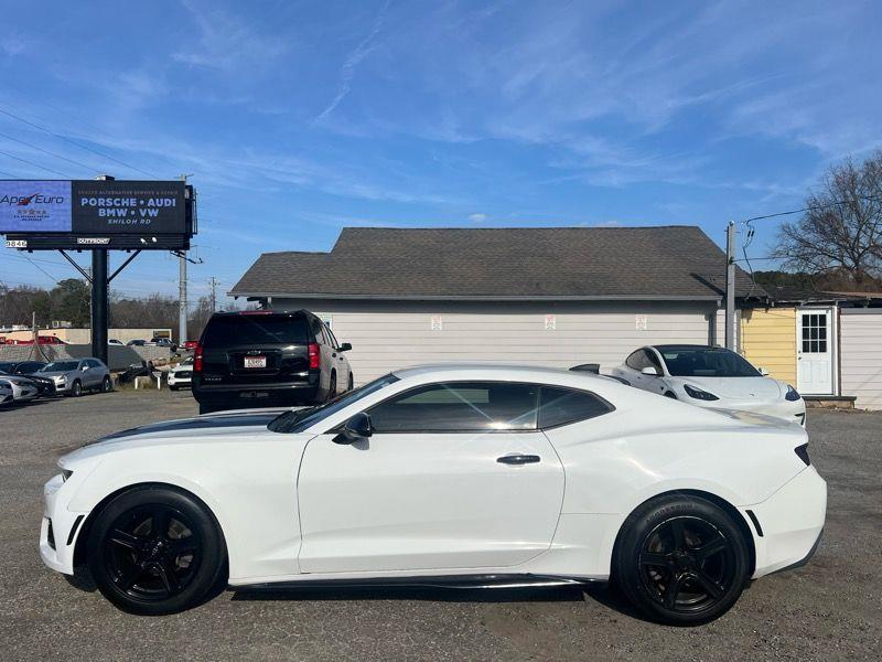 Chevrolet Camaro 2dr Cpe 1LT 2018