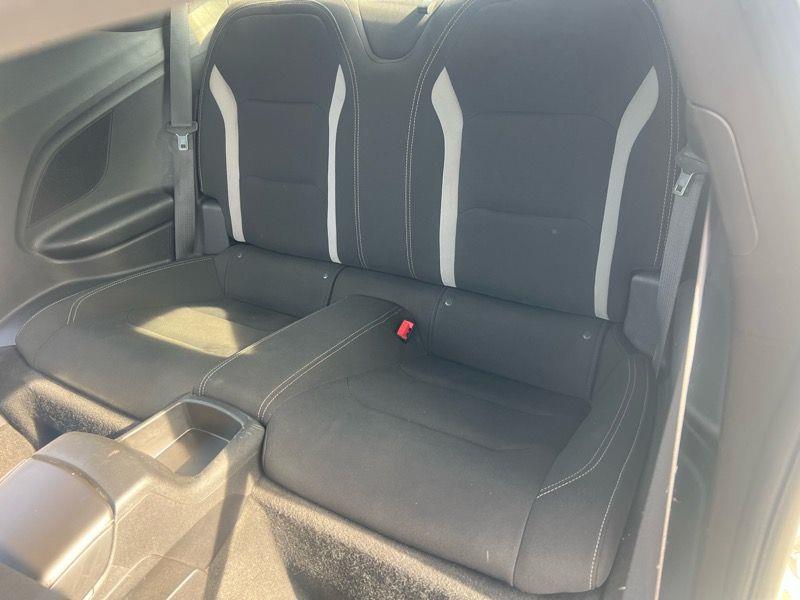 Chevrolet Camaro 2dr Cpe 1LT 2018