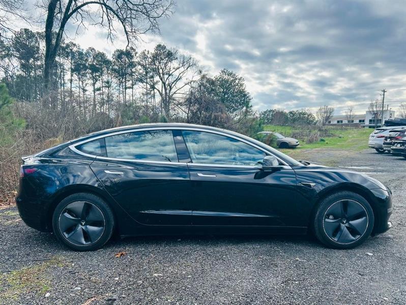 Tesla Model 3 Mid Range Battery RWD 2018