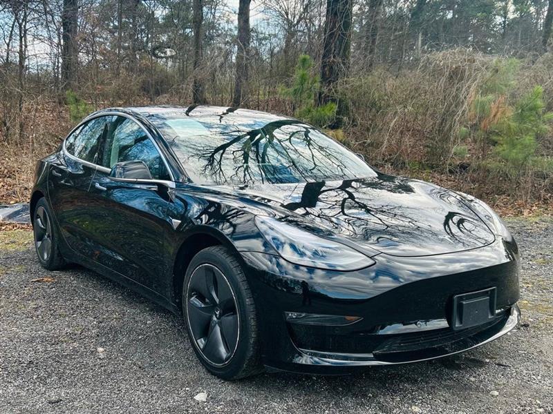 Tesla Model 3 Mid Range Battery RWD 2018