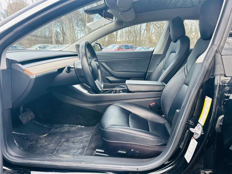 Tesla Model 3 Mid Range Battery RWD 2018