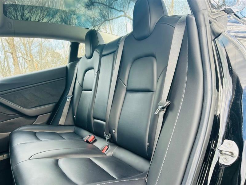 Tesla Model 3 Mid Range Battery RWD 2018