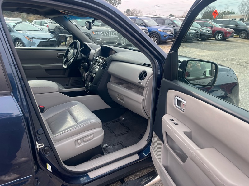 Honda Pilot 4WD 4dr EX-L w/Navi 2012