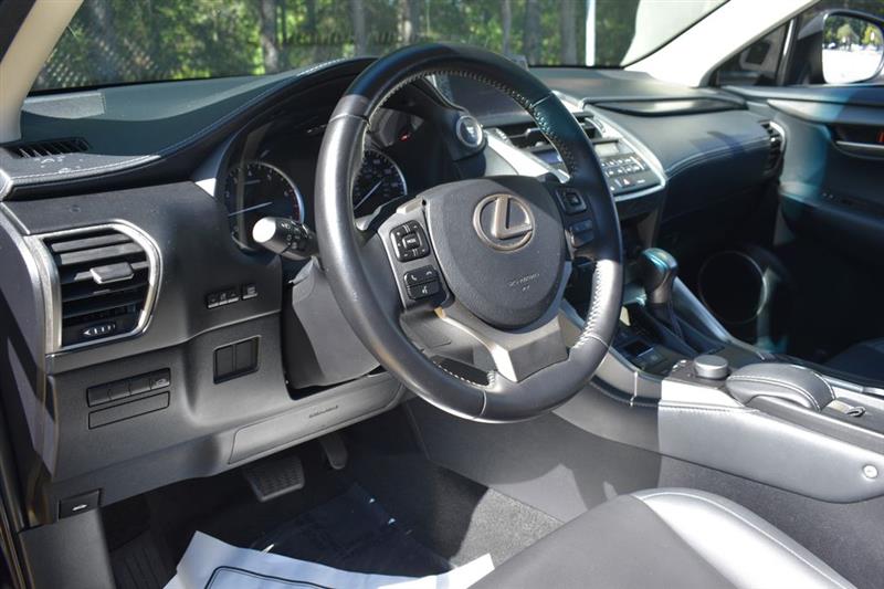 Lexus NX 200t FWD 4dr 2016