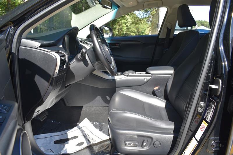 Lexus NX 200t FWD 4dr 2016