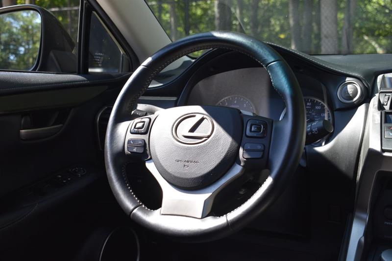 Lexus NX 200t FWD 4dr 2016