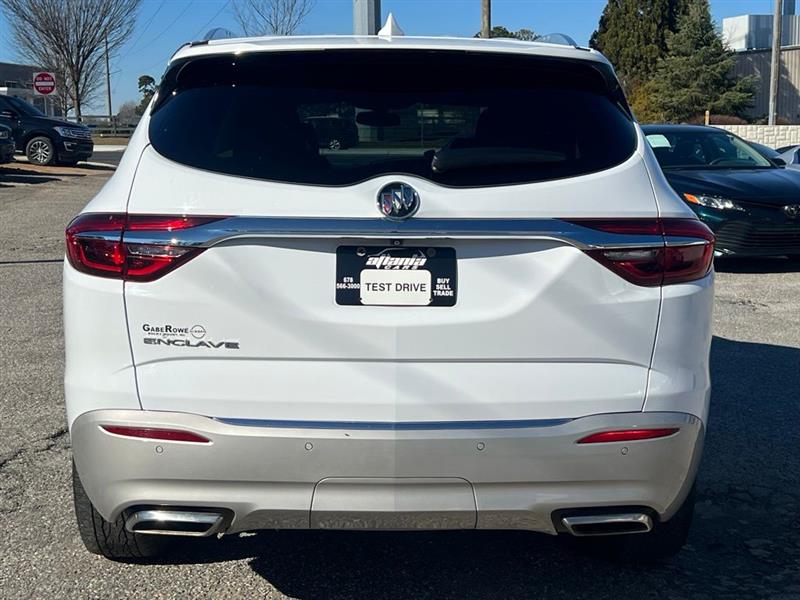 Buick Enclave FWD 4dr Essence 2021