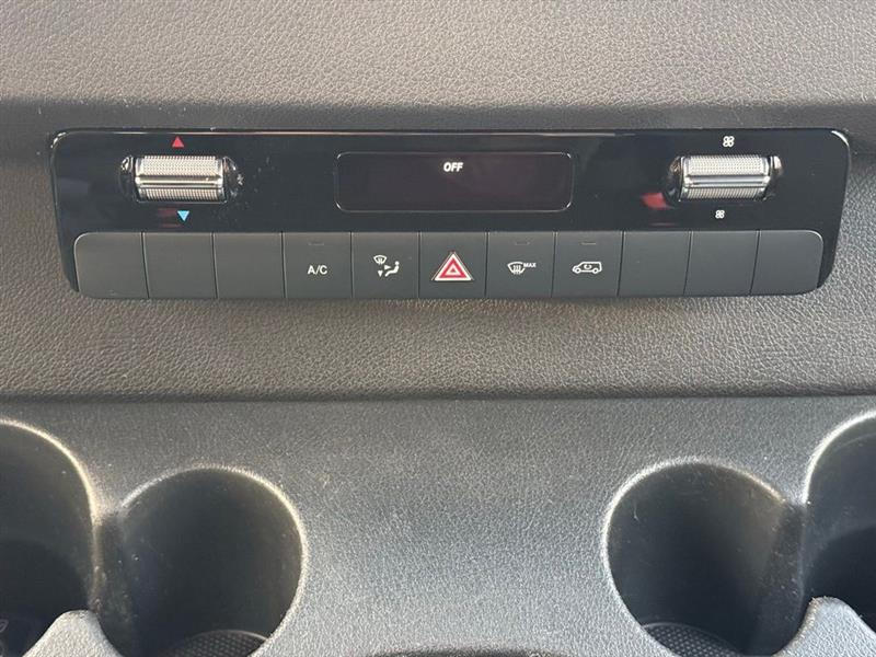 Mercedes-Benz Sprinter Cargo Van 2500 High Roof V6 170" RWD 2022