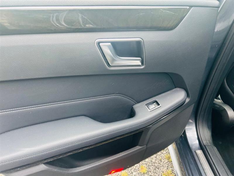 Mercedes-Benz E-Class 4dr Sdn E 400 Sport Hybrid RWD 2014