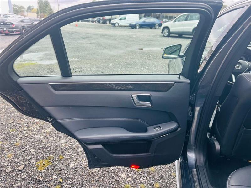 Mercedes-Benz E-Class 4dr Sdn E 400 Sport Hybrid RWD 2014