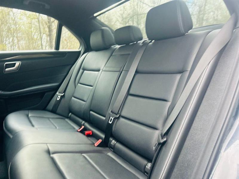 Mercedes-Benz E-Class 4dr Sdn E 400 Sport Hybrid RWD 2014