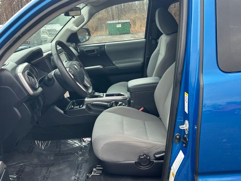 Toyota Tacoma SR Access Cab 6' Bed I4 4x4 MT (Natl) 2017