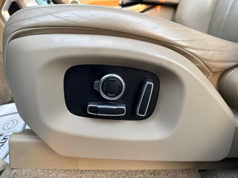 Land Rover Range Rover 4WD 4dr Supercharged 2016