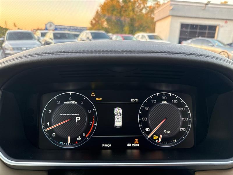 Land Rover Range Rover 4WD 4dr Supercharged 2016