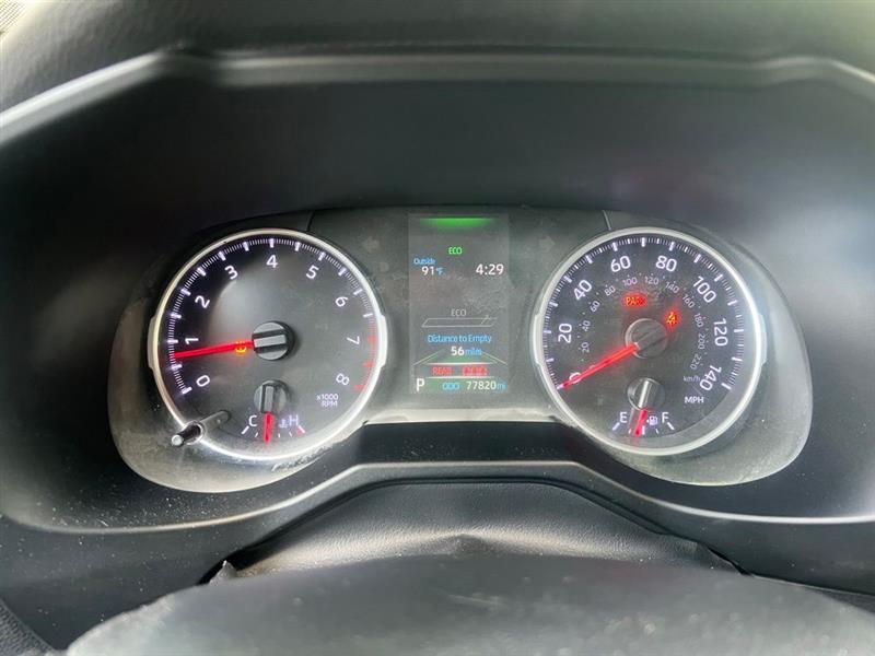 Toyota RAV4 LE FWD (Natl) 2020