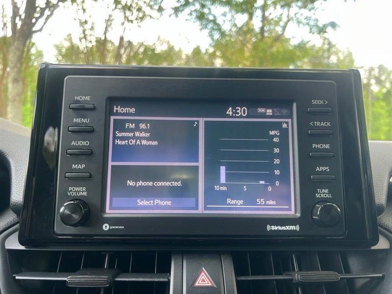 Toyota RAV4 LE FWD (Natl) 2020