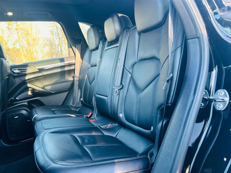 Porsche Cayenne AWD 4dr S 2016