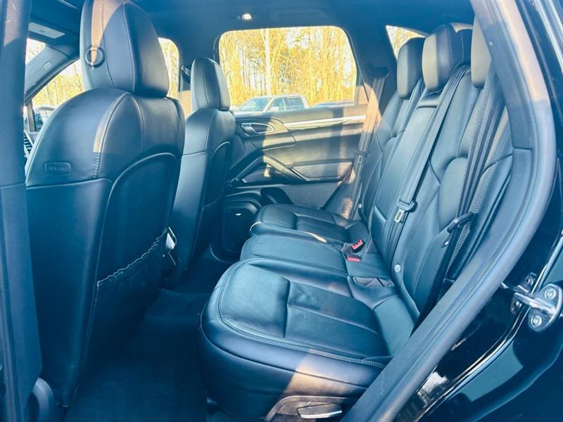 Porsche Cayenne AWD 4dr S 2016