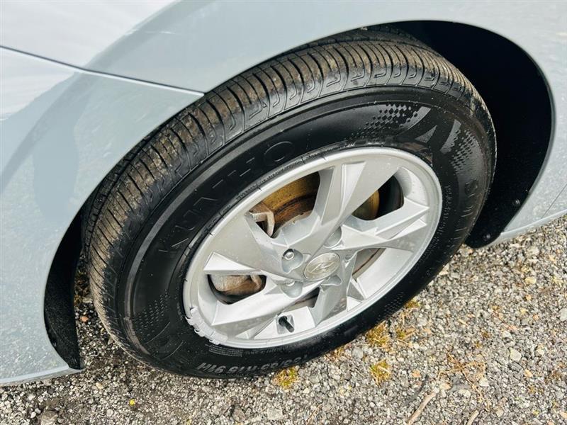 Hyundai Elantra SE IVT 2021