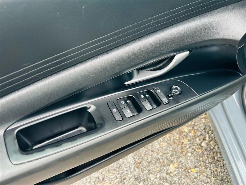 Hyundai Elantra SE IVT 2021